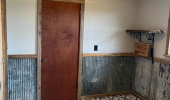 221 HARTMAN Rd, Reading, PA 19606