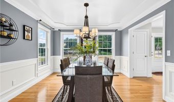 14 Longbrook Dr, Cumberland, RI 02864
