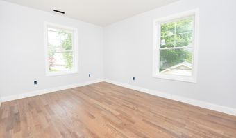 70 Northfield Dr, Bridgeport, CT 06606