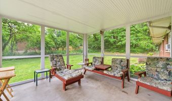 2687 Apple Way, Ann Arbor, MI 48104