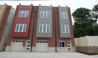 3811 LAURISTON St, Philadelphia, PA 19128