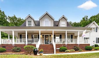697 Graceland Dr, Asheboro, NC 27205
