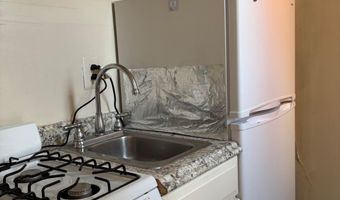 1121 ARLINGTON Blvd 526, Arlington, VA 22209