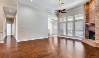 207 Highland Dr, Aledo, TX 76008
