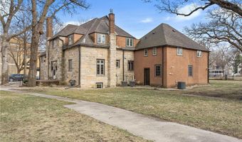 907 1st Dr NW, Austin, MN 55912