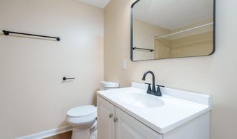 230 SHEFFIELD Dr, Dover, DE 19901
