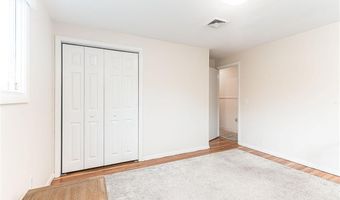 25 Stony Brook Dr, Cranston, RI 02920