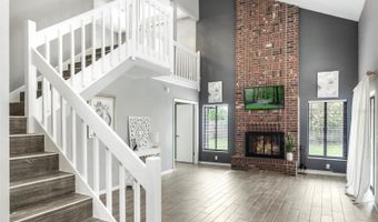 2214 GRASMERE Dr, Apopka, FL 32703