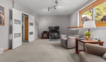 3628 S KERNAN Ave, Appleton, WI 54915