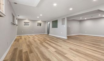 1619 Melgaard Rd, Aberdeen, SD 57401