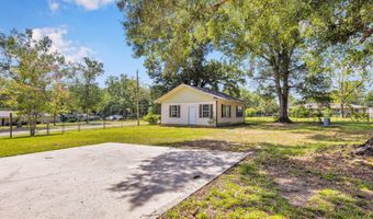 14137 Dundeewood Rd, Biloxi, MS 39532