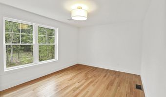 286 South Rd, Brentwood, NH 03833