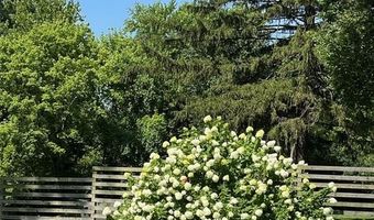 1009 Danforth St, Alton, IL 62002