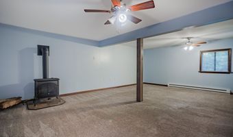 2205 Marquette Dr, Blakeslee, PA 18610