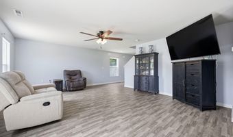 881 Ashbury Ln, Ayden, NC 28513