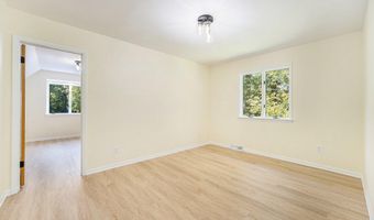 23 Lake Shore County Rd, Beverly Shores, IN 46301