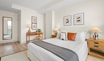 1311 13TH St NW 105, Washington, DC 20005