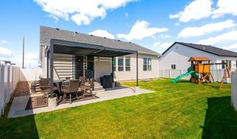1205 Angela St, Chubbuck, ID 83202