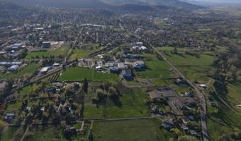 E Main Street, Ashland, OR 97520