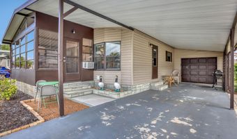 949 Laurel Cir, Barefoot Bay, FL 32976