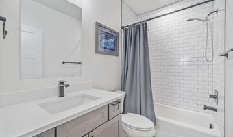 985 RANGE LINE Rd, Cheyenne, WY 82009