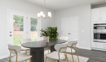 513 Regency Trl, Acworth, GA 30102