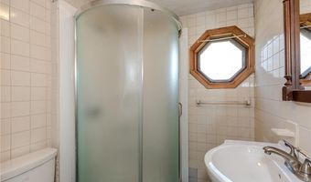 29 Anthony St, Coventry, RI 02816