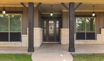 402 N Parkway Dr, Alvarado, TX 76009