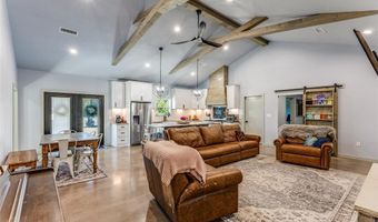 1600 County Road 2395, Alvord, TX 76225