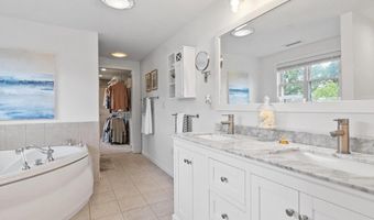 37 Newtown Rd, Acton, MA 01720