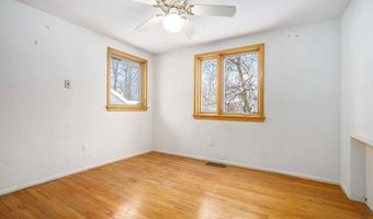 1276 Kuehnle Ct, Ann Arbor, MI 48103