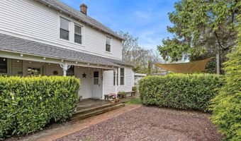 210 N BEACH Ave, Beach Haven, NJ 08008