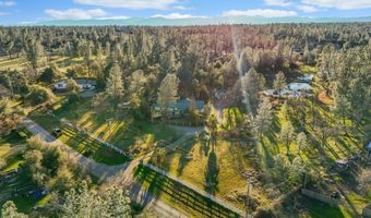 6776 Digger Pine Ln, Anderson, CA 96007
