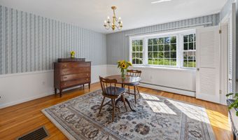 622 Wiese Rd, Cheshire, CT 06410
