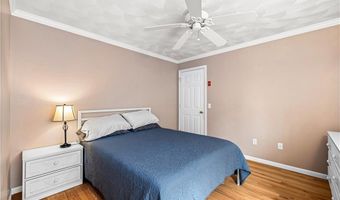 16 Elm Ave, Narragansett, RI 02882