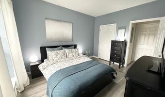 4870 EISENHOWER Ave 407, Alexandria, VA 22304