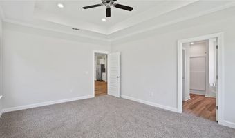 700 ASHETON Dr, Auburn, AL 36801
