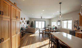 2320 Eastland Dr, Algona, IA 50511