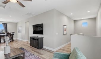 724 N Naples St, Henderson, NV 89015