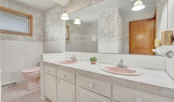 61 Caesar Blvd, Amherst, NY 14221