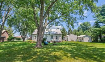 107 Vine St, Ashley, OH 43003