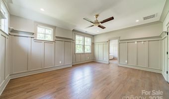 839 Drummond Ave, Charlotte, NC 28205