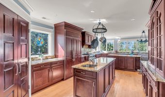 280 Ocean Blvd, Atlantic Highlands, NJ 07716
