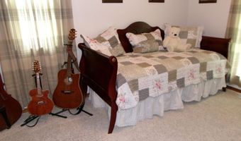 501 W 29th St, Atlantic, IA 50022