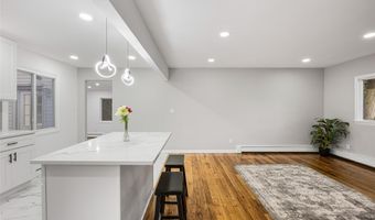 45 N Ronald Dr, Amityville, NY 11701