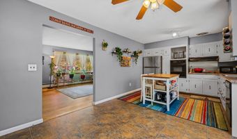 3 Mary Ann Dr, Danbury, CT 06811