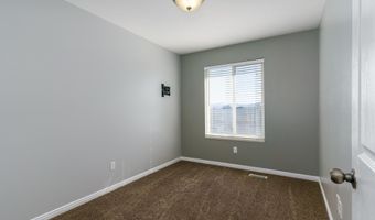 573 Raven Way Apt B, Chubbuck, ID 83202