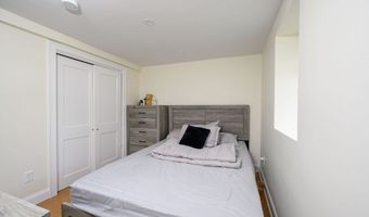 1065 Bedford St, Abington, MA 02351