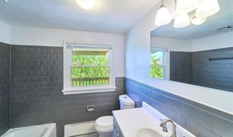 46 Carman St 5, Cranston, RI 02910
