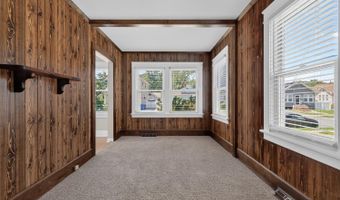 30 W Park Ave, Avenel, NJ 07001